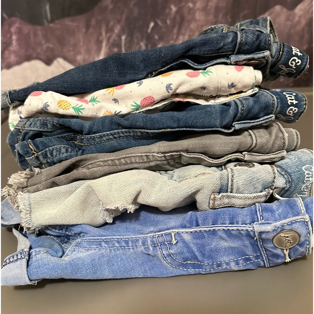 Bundle of little girl jean shorts Justice/ Gap/ Cat & Jack